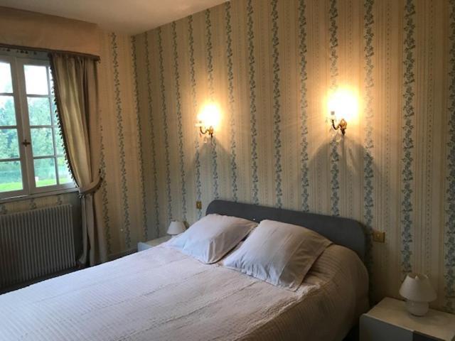 Bed and Breakfast Demeure Des Carila Heudebouville Экстерьер фото